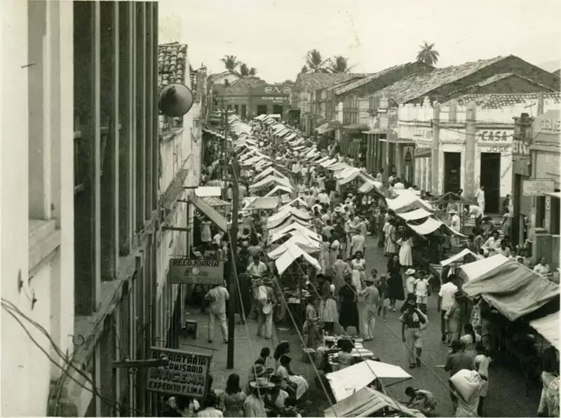 Foto 28: Vista parcial da cidade : feira : Juazeiro do Norte, CE