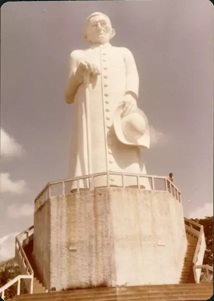 Foto 46: Estátua de Padre Cícero : Juazeiro do Norte, CE