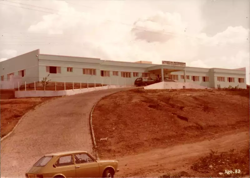 Foto 27: Hospital maternidade : Lavras da Mangabeira, CE