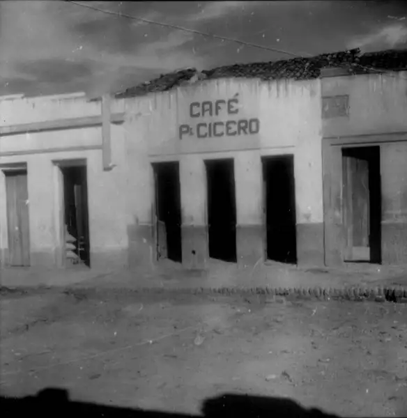 Foto 32: Café Padre Cícero no distrito de Quitaiús em Lavras de Mangabeira (CE)