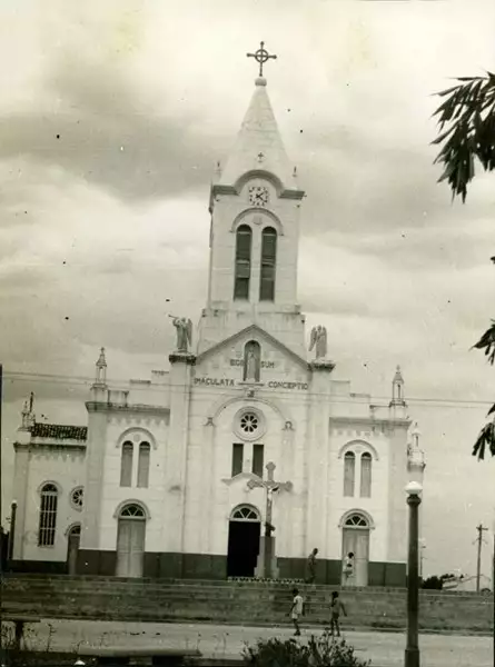 Foto 15: Igreja Matriz de Nossa Senhora da Conceição : Mauriti, CE