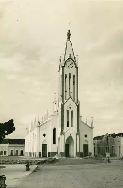 Foto 7: Igreja Matriz Nossa Senhora da Glória : Mombaça, CE