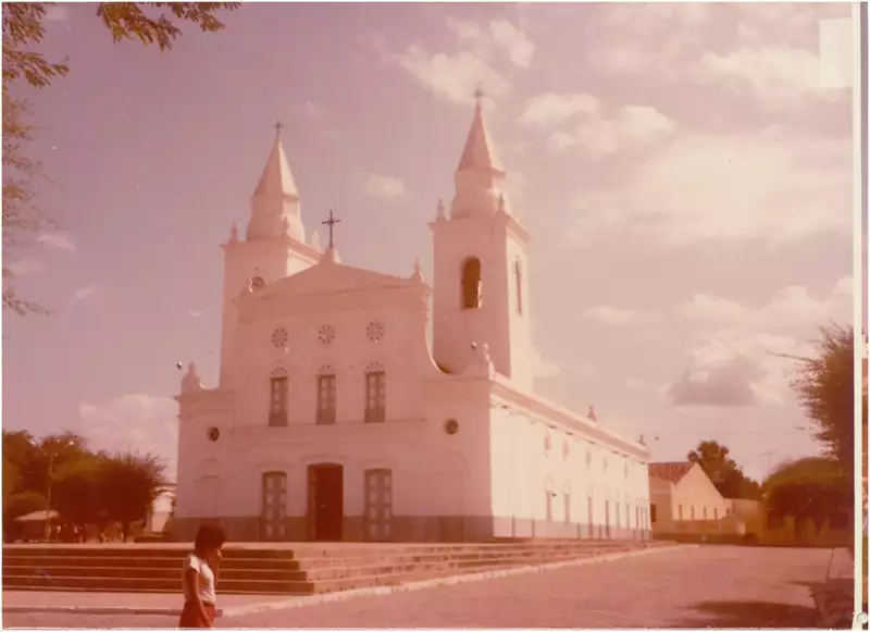 Foto 18: Igreja Matriz de Santo Antônio de Pádua : Quixeramobim, CE