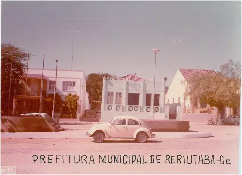 Foto 2: Prefeitura Municipal : Reriutaba, CE
