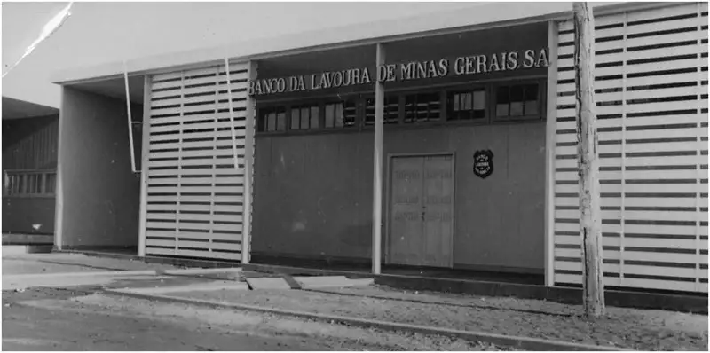Foto 158: Banco da Lavoura de Minas Gerais S. A. : Brasília, DF
