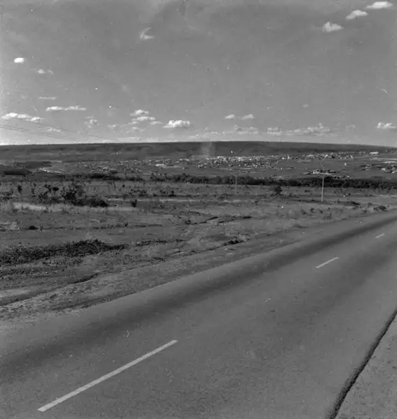 Foto 189: Aspecto parcial da Asa Norte, foto tirada na estrada Paranoá : Brasília (DF)