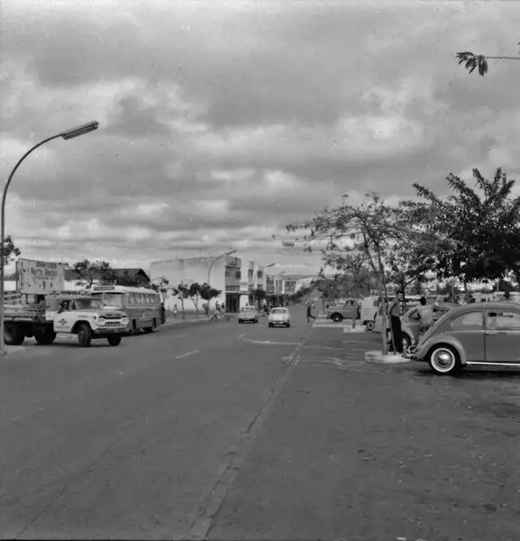 Foto 223: Parte da Avenida W3 : Município de Brasília