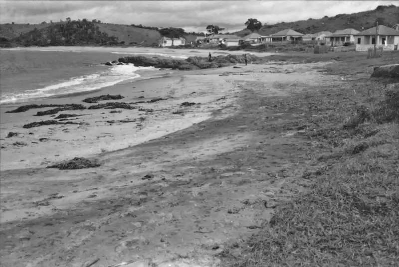 Foto 34: Aspecto das areias monazíticas nas praias de Irirituba - M. de Anchieta (ES)
