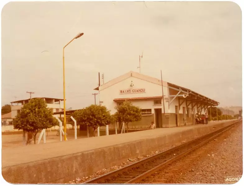 Foto 25: Estação Ferroviária de Baixo Guandu : Baixo Guandu, ES