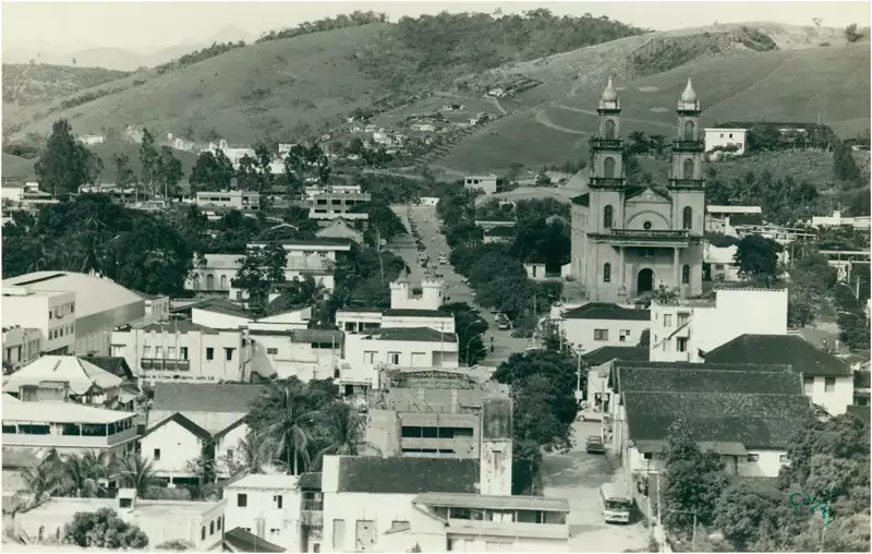 Foto 18: Vista panorâmica da cidade : Igreja Matriz de Nossa Senhora da Penha : Castelo, ES