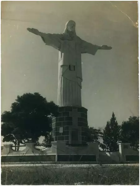 Foto 15: Monumento ao Cristo Redentor : Guaçuí, ES