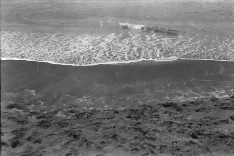 Foto 34: Areias monazíticas na praia de Guarapari (ES)