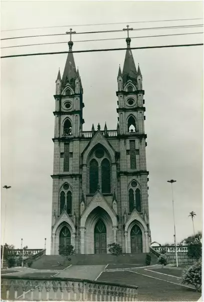 Foto 13: Igreja Matriz de Nossa Senhora Medianeira : Itaguaçu, ES