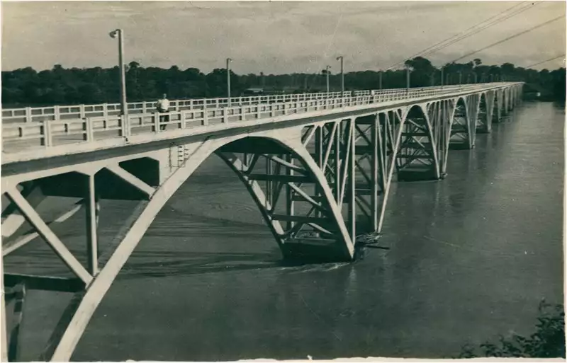 Foto 79: Ponte Getúlio Vargas : Rio Doce : Linhares, ES