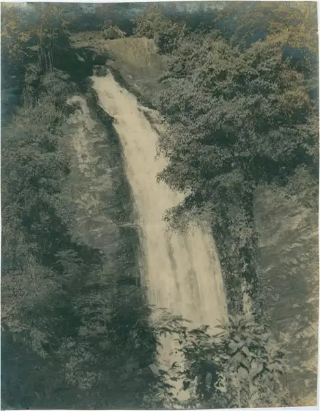 Foto 12: Cachoeira Véu de Noiva : Santa Leopoldina, ES