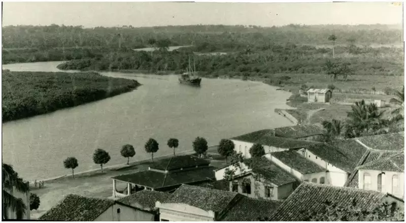Foto 9: Vista panorâmica da cidade : Rio São Mateus : São Mateus, ES