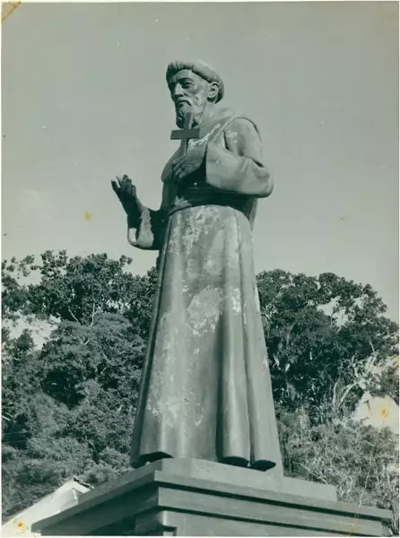 Foto 105: Estátua de Frei Pedro Palácios : Vila Velha, ES