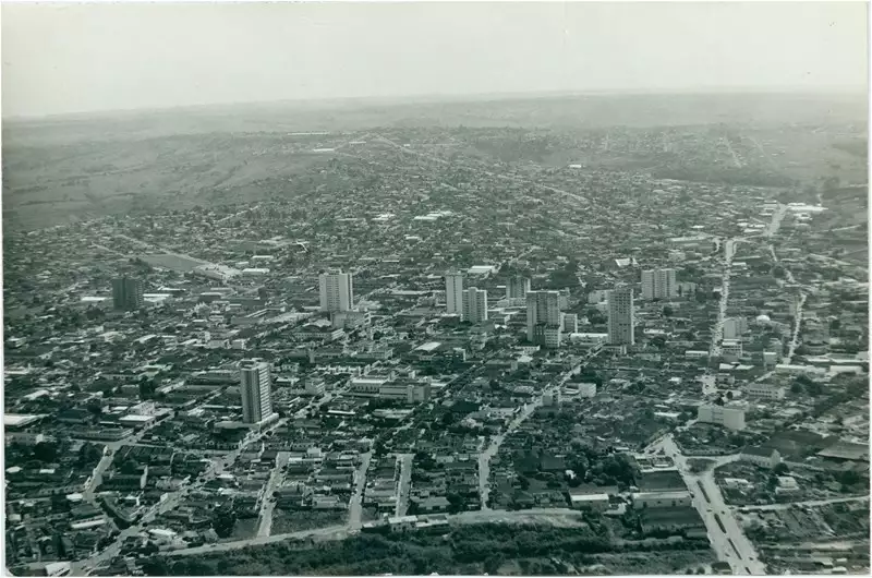 Foto 28: [Vista aérea da cidade] : Anápolis, GO