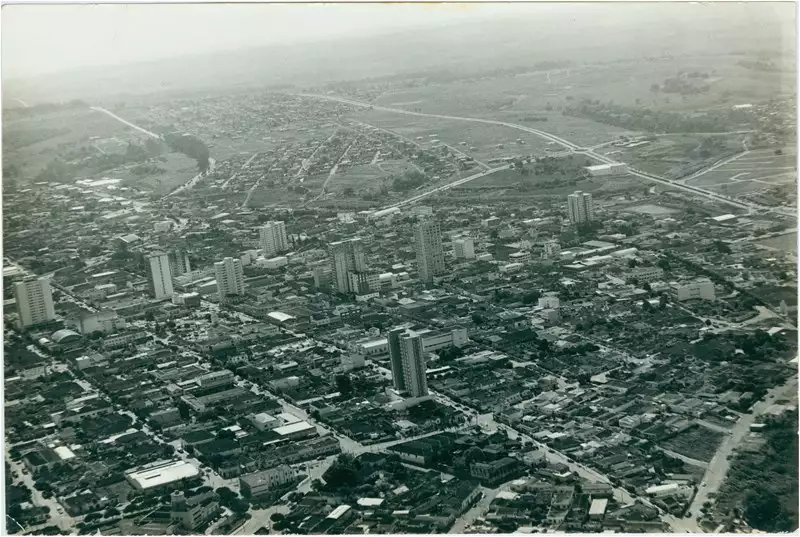 Foto 29: [Vista aérea da cidade] : Anápolis, GO