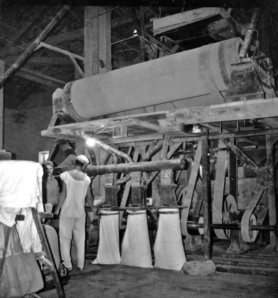 Foto 107: Máquina de beneficiar o arroz : Anápolis (GO)