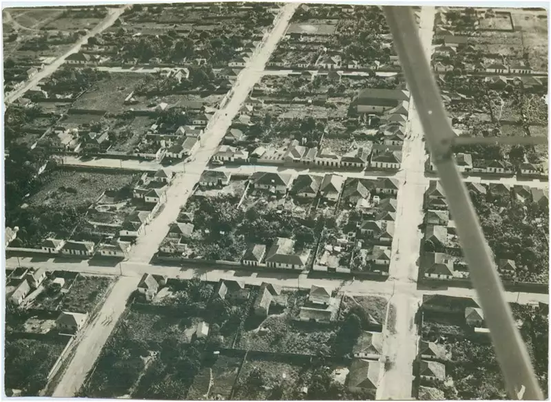 Foto 28: Vista aérea da cidade : Cristalina, GO
