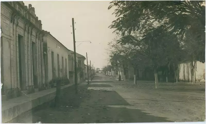 Foto 19: Rua do Comércio : Cumari, GO