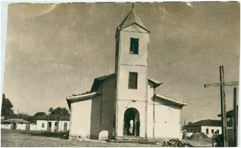 Foto 1: Igreja Matriz de São Sebastião : Guapó, GO