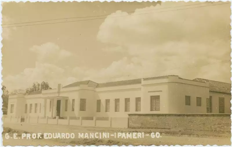 Foto 13: Colégio Estadual Professor Eduardo Mancini : Ipameri, GO