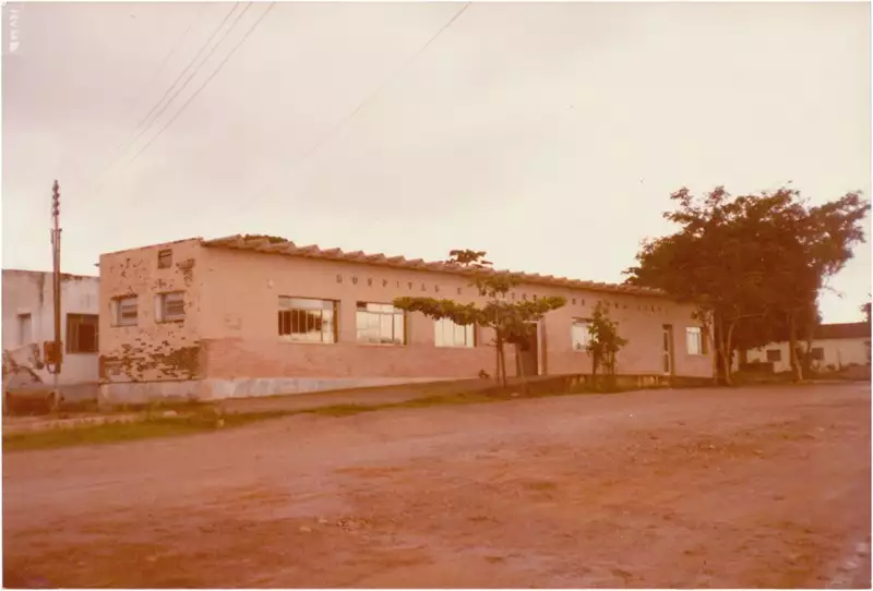 Foto 3: Hospital e Maternidade Dona Sinhá : Mossâmedes, GO