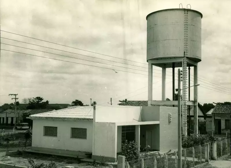 Foto 31: Casa de tratamento e distribuição do SAAE : Caixa de água : Bacabal, MA