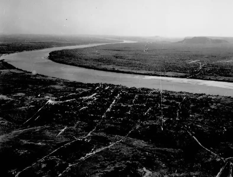 Foto 2: Vista aérea parcial da cidade de Carolina (MA)
