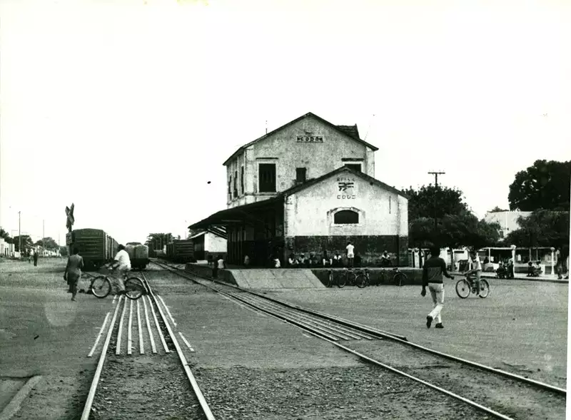 Foto 30: Estação ferroviária da RFFSA : Codó, MA