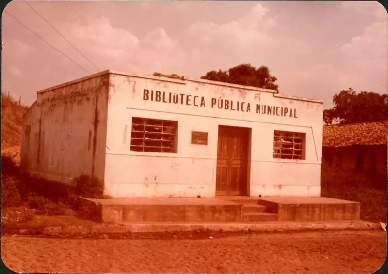Foto 7: Biblioteca pública municipal : Lago do Junco, MA