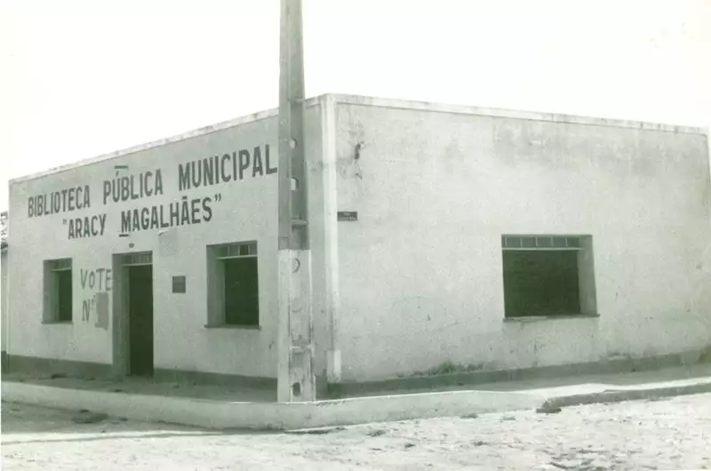 Foto 2: Biblioteca Pública Municipal Aracy Magalhães : Pindaré-Mirim, MA