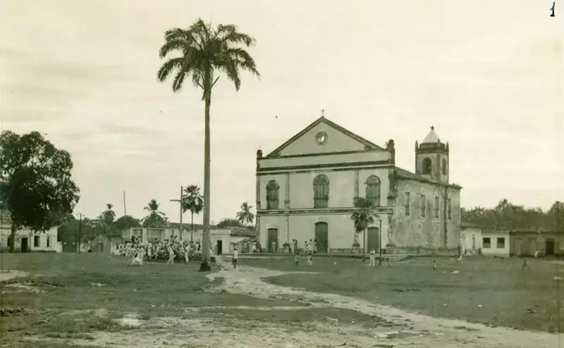 Foto 1: Igreja Matriz de Nossa Senhora do Rosário : Praça Benedito Leite : Rosário, MA
