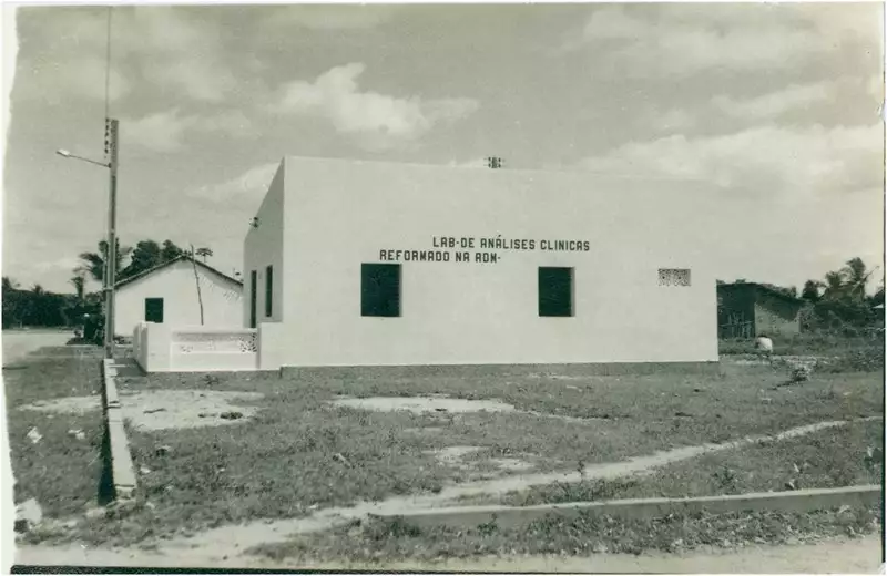 Foto 33: Laboratório de análises clínicas : Santa Quitéria do Maranhão, MA