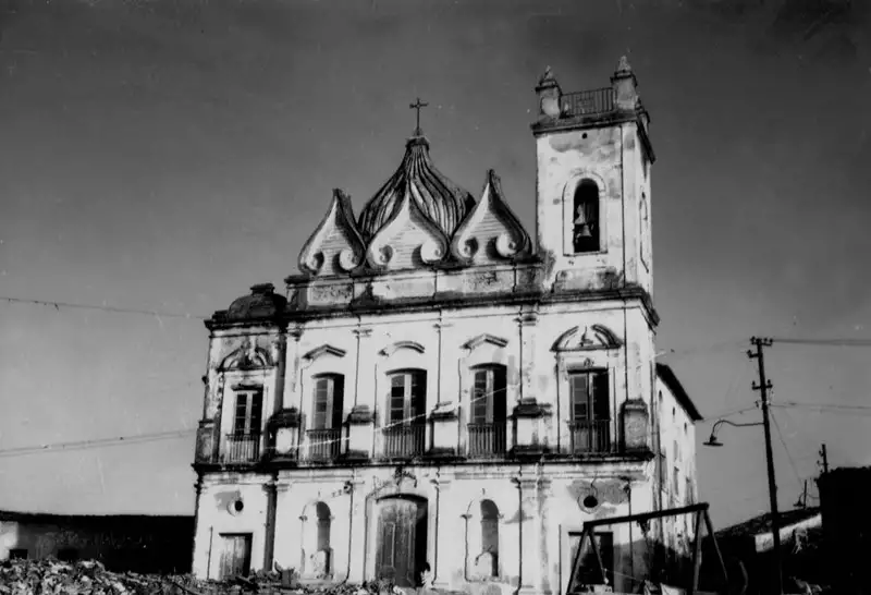 Foto 57: Antiga igreja no local da fundação de São Luís (MA)
