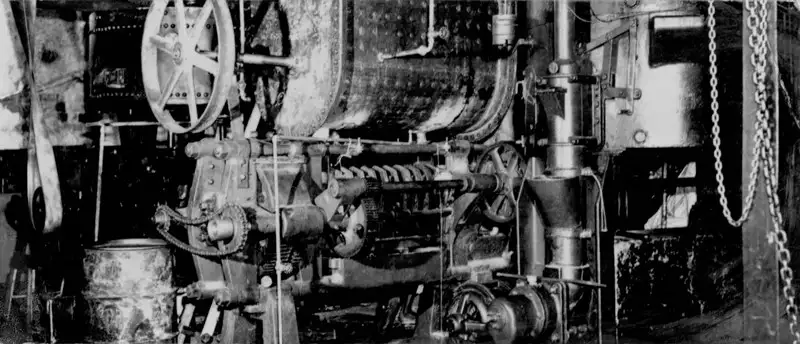 Foto 209: Máquinas para a industrialização do babaçu em São Luís (MA)