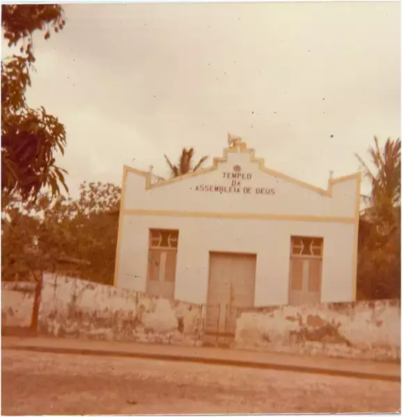 Foto 3: Templo da Assembleia de Deus : São Vicente Ferrer, MA