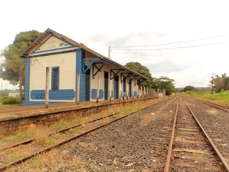 Foto 18: Estação Ferroviária do Distrito de Itaipu : Araxá (MG)