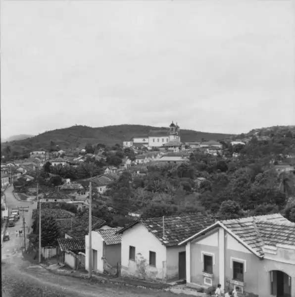 Foto 6: Vista da cidade de Caeté, tirada do alto (MG)