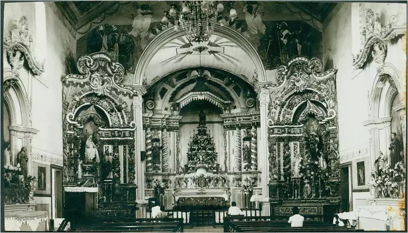 Foto 10: [Vista interna da] Igreja Matriz de Nossa Senhora da Conceição : Conselheiro Lafaiete, MG