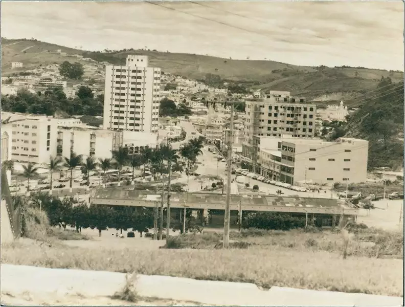 Foto 37: [Vista panorâmica da cidade] : Conselheiro Lafaiete, MG