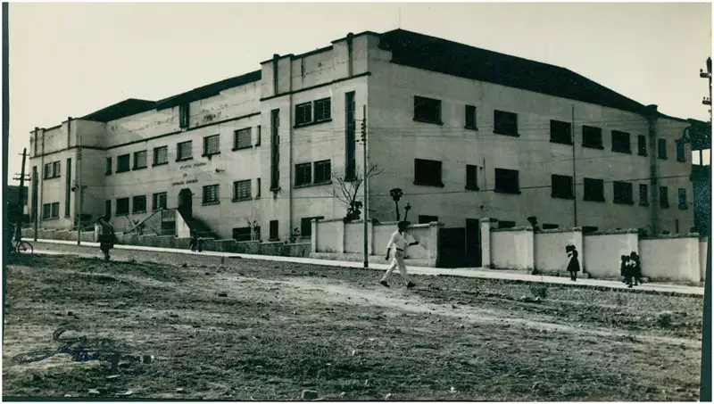 Foto 38: Escola Normal Mário Casassanta : Divinópolis, MG
