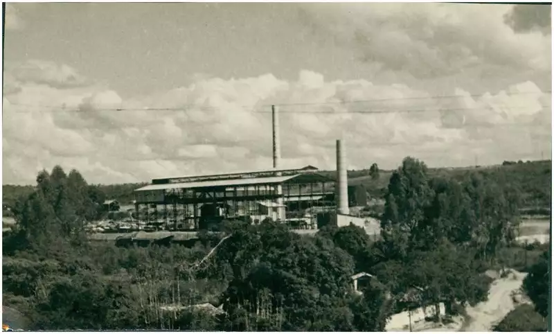 Foto 46: Companhia de Laminação e Cimento Portland Pains : Divinópolis, MG
