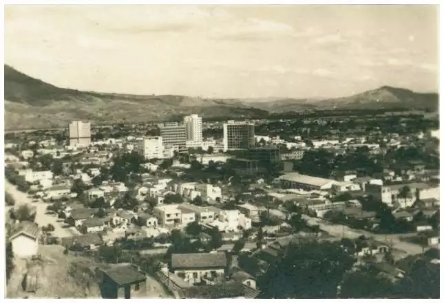 Foto 48: Vista panorâmica da cidade : Governador Valadares, MG