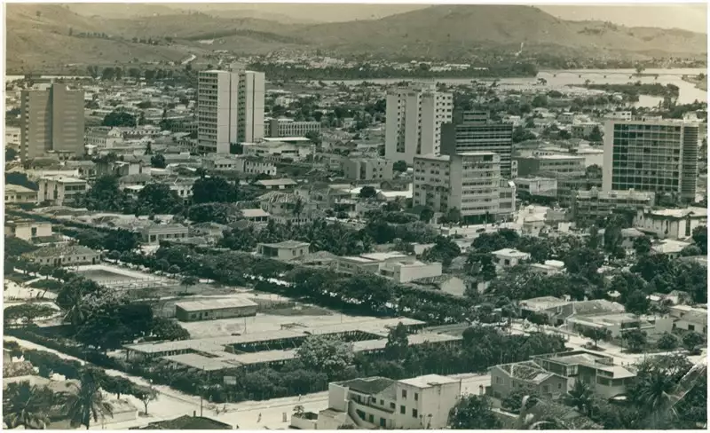 Foto 63: Vista panorâmica da cidade : Governador Valadares, MG