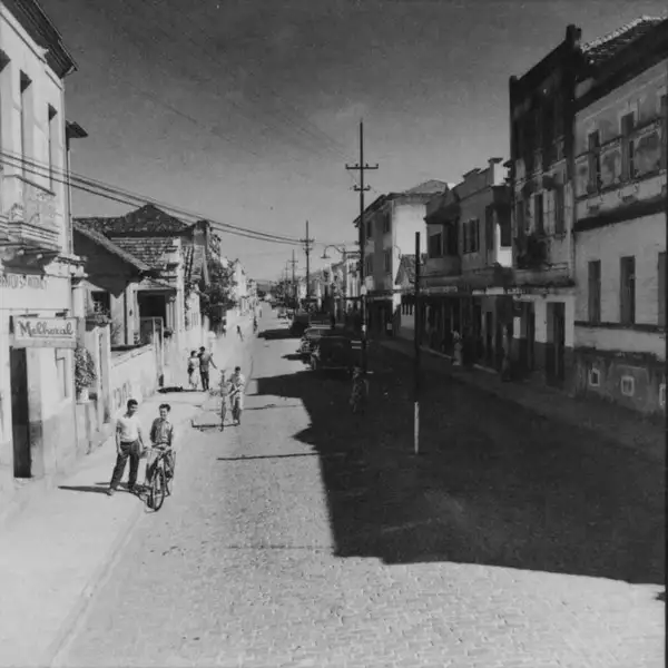 Foto 1: Princiapis avenidas da cidade de Itajubá (MG)