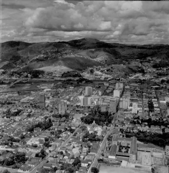 Foto 24: Vista aérea da cidade de Juiz de Fora (MG)