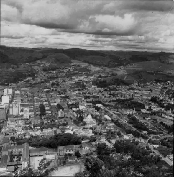 Foto 108: Vista aérea da cidade de Juiz de Fora (MG)